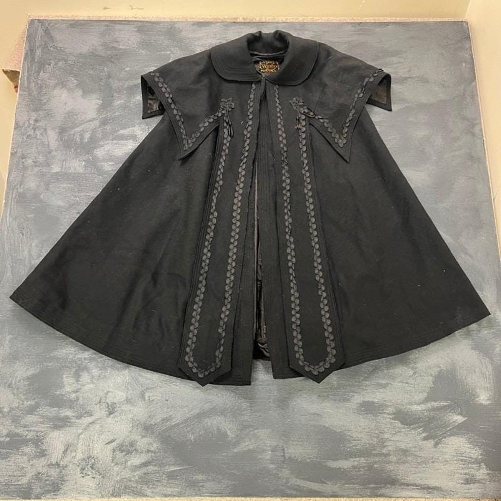 Vintage Wooltex Antique Cape Black Womens 1800s 1900s Victorian Edwardian